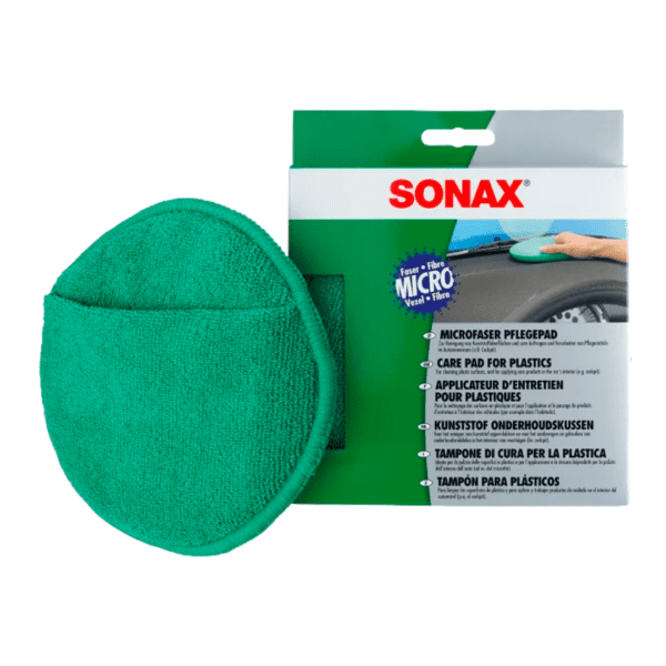 Sonax Care Pad for Plastics aplikator od mikrofibre olakšava ravnomjernu primjenu proizvoda za njegu plastike u unutrašnjosti i tako osigurava temeljit rezultat njege.