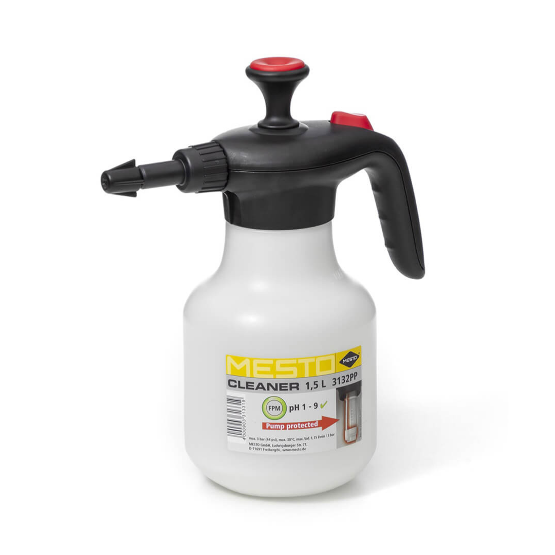 Mesto Pressure Sprayer 1.5L tlačna prskalica za kisele otopine savršen je pomoćnik za profesionalne korisnike. Nudi niz funkcionalnosti, poput posebno obložene opruge u glavi pumpe i zaštitne kapice pumpe za poboljšanje kemijske otpornosti.