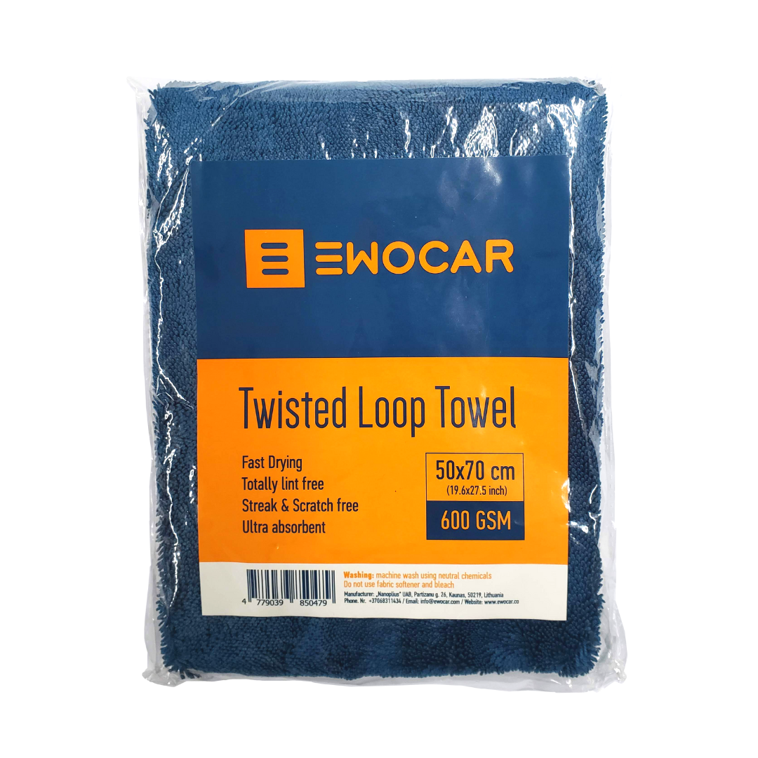 Ewocar Twisted Loop Drying Towel 600GSM ručnik za sušenje vozila je ručnik od mikrofibre u tamnoplavoj boji koji dolazi u prozirnom plastičnom pakiranju s plavom i žutom etiketom.