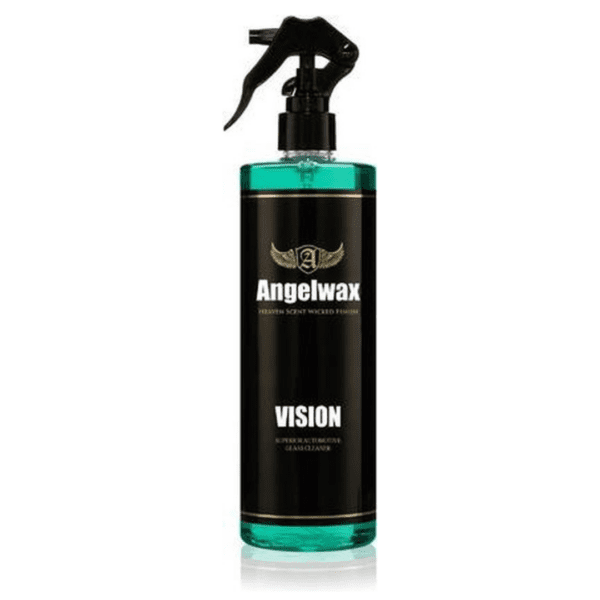 Angelwax Vision 500ml sredstvo za pranje stakla je tekućina zelene boje u prozirnoj bezbojnoj plastičnoj boci s crnim sprej nastavkom i služi za pranje stakla na vozilima.