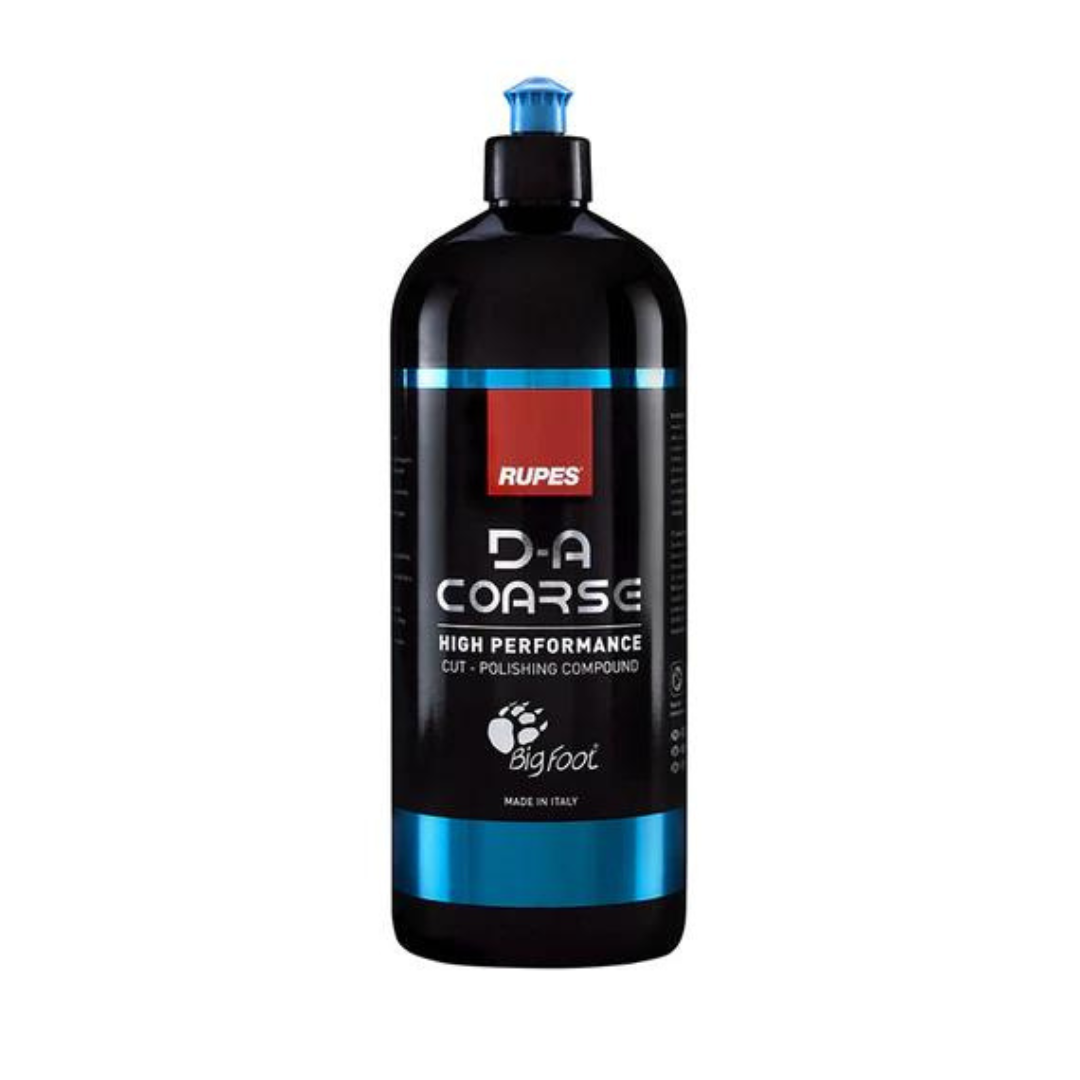 Rupes High Performance Cut Polishing Compound D-A Coarse pasta za poliranje je gusta tekućina u crnoj boci s plavim detaljima i služi za grubo poliranje eksterijera vozila.