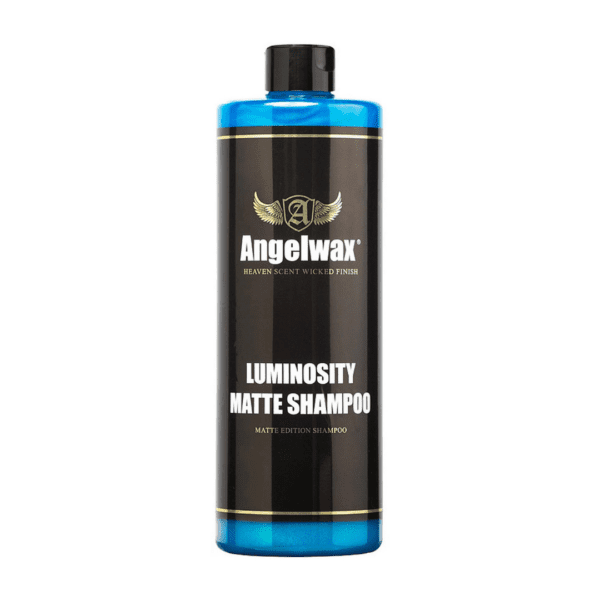 Angelwax Luminosity Matte Shampoo 500ml šampon je tekućina plave boje koja dolazi u prozirnoj bezbojnoj plastičnoj boci i služi za čišćenje eksterijera mat vozila.