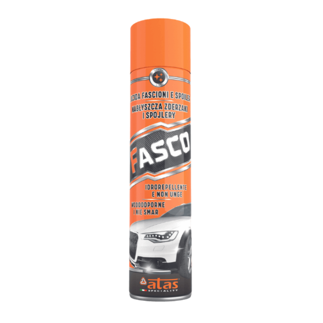 Atas Fasco sprej za plastične površine eksterijera je aerosol sprej u metalnoj ambalaži crvene boje i služi za obnabvljanje izgleda blijedih crnih plastika eksterijera vozila.