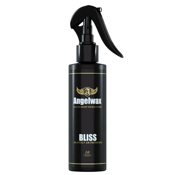 Angelwax Bliss Air Freshener 250ml miris je tekućina koja dolazi u crnoj plastičnoj boci sa sprej nastavkom i služi za neutralizaciju neugodnih mirisa u interijeru vozila.