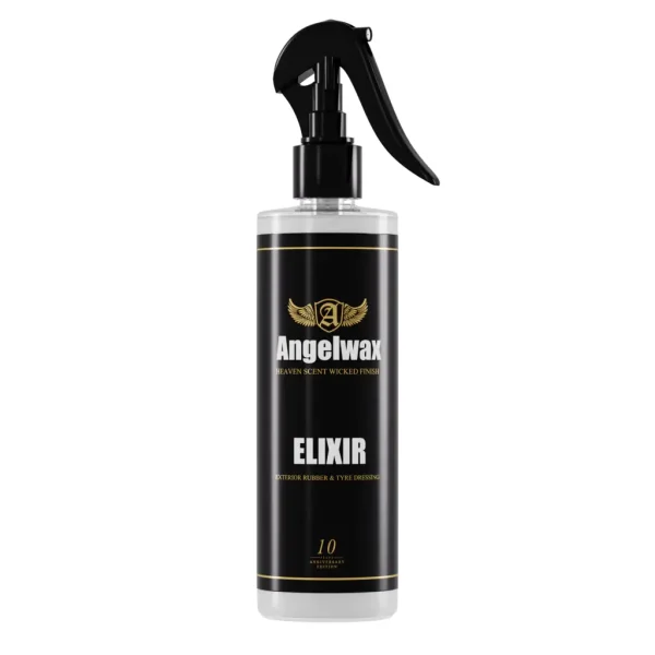 Angelwax Elixir 500ml premaz za gume je tekućina koja dolazi u plastičnoj prozirnoj boci sa sprej nastavkom crne boje od plastike i služi za zaštitu gumenih i plastičnih površina vozila.