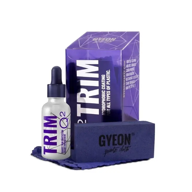 GYEON Q2 Trim Coating 30ml premaz za plastične trimove stvara dugotrajan, vrlo učinkovit filter protiv UV zračenja i postiže impresivnu zasićenost boja s mat ili satensko-mat finišom. Ovi učinci traju više od 24 mjeseca.