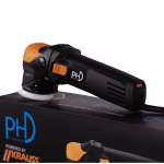 PHD x Krauss Tools Atomic PHolisher PH75 orbitalna mašina za poliranje je novi ekscentrični stroj za poliranje s pomakom poliranja od 12 mm. Jamči izvrsne rezultate poliranja na svim lakiranim površinama.